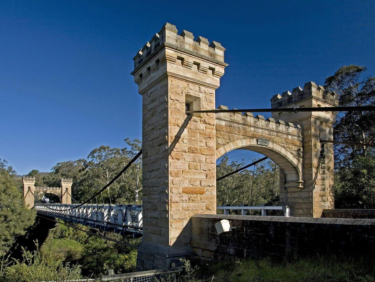 Hampden Bridge