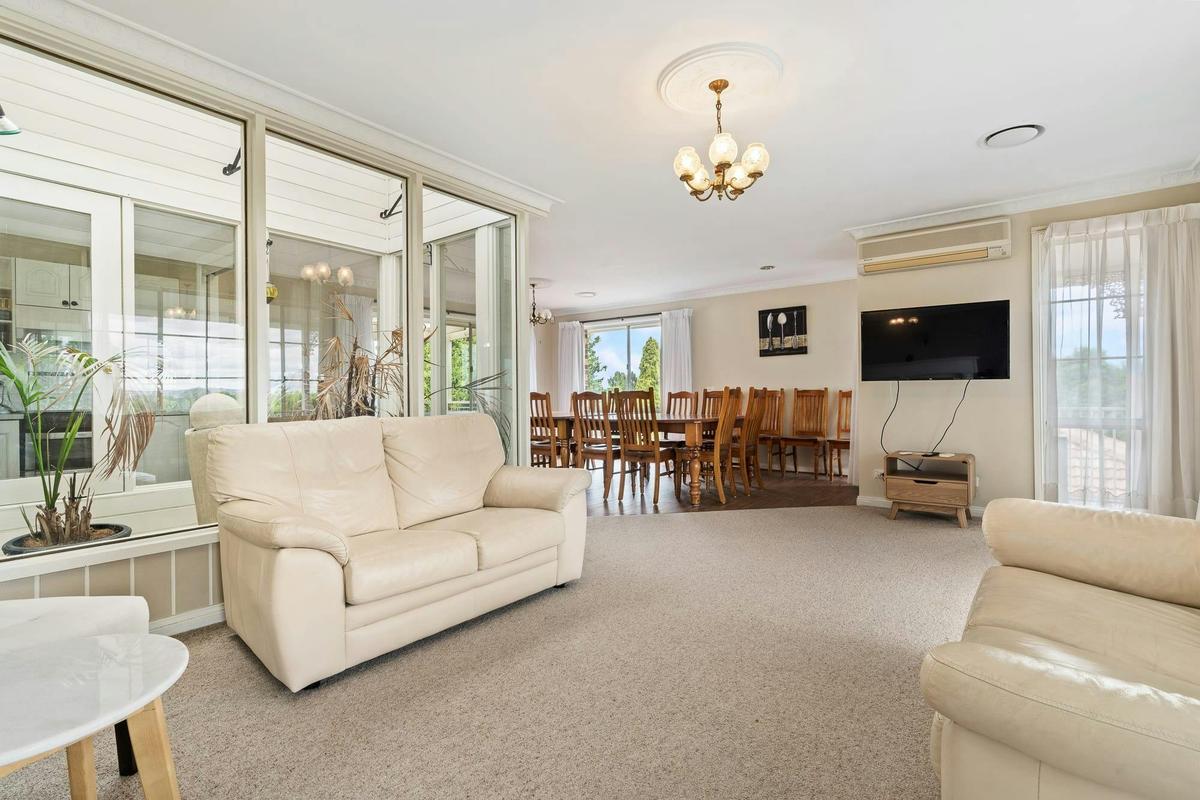 Lounge room and dining at Kelso Ridge