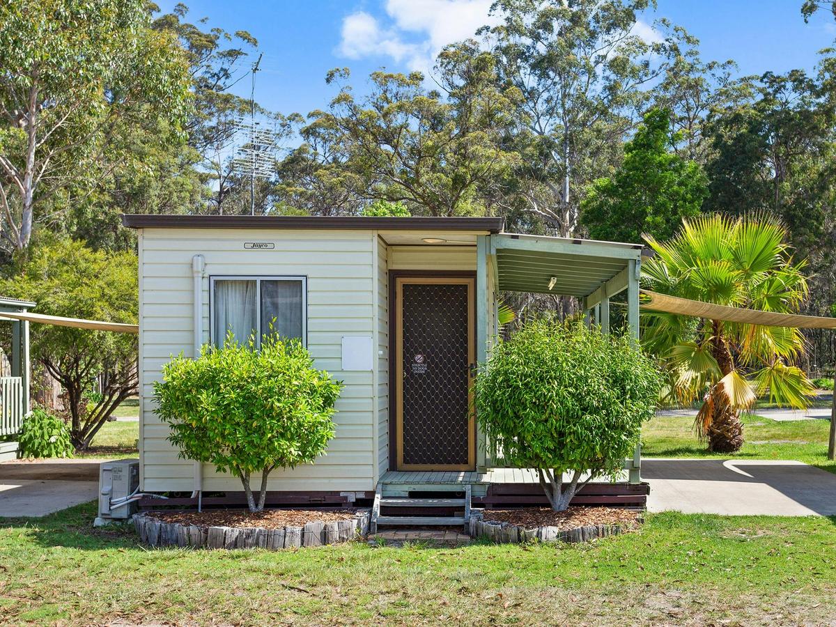 Secura Lifestyle Countryside Kalaru Small Ensuite Exterior