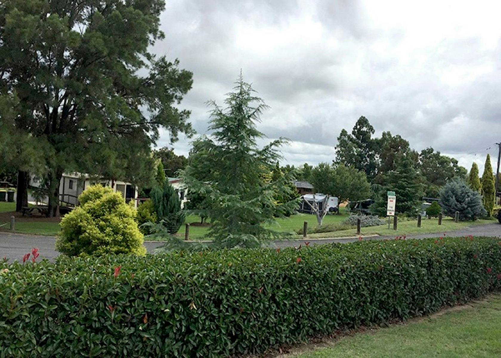 Inverell Caravan Park entry