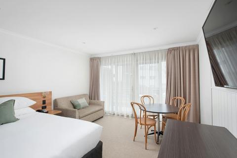 Superior Family Studio