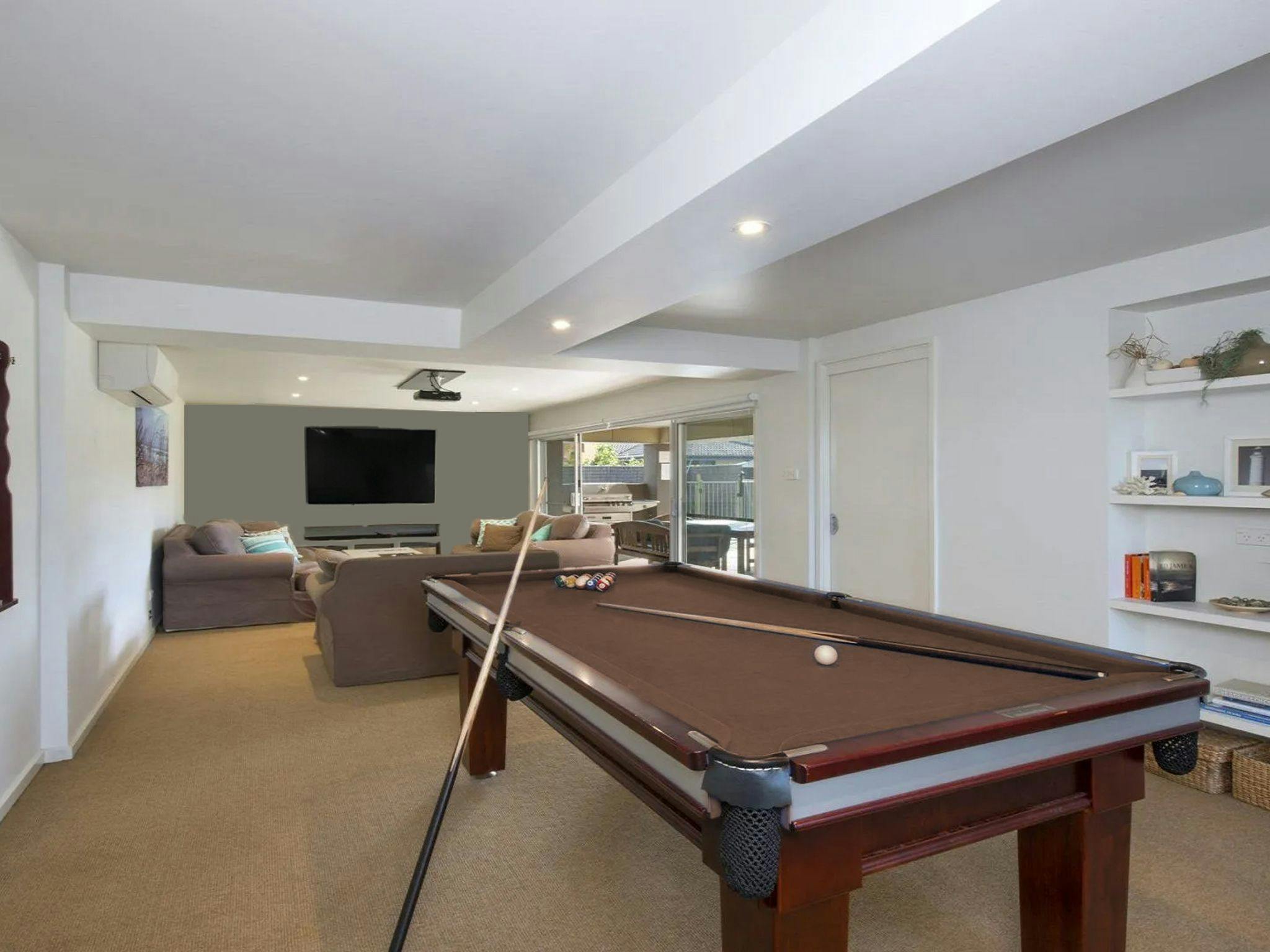 Isthmus on North Kiama Drive