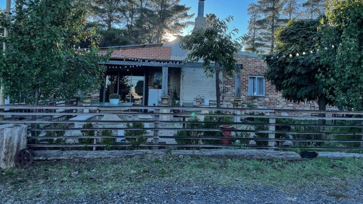 La Pinata Farm Stay Barn