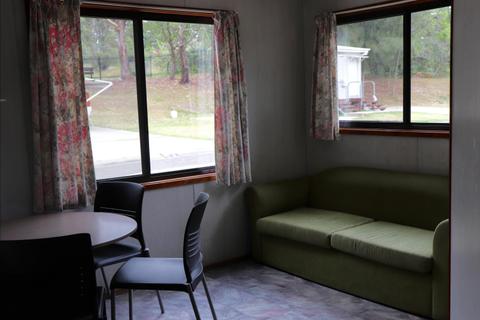 Lawson cabin - lounge/dining