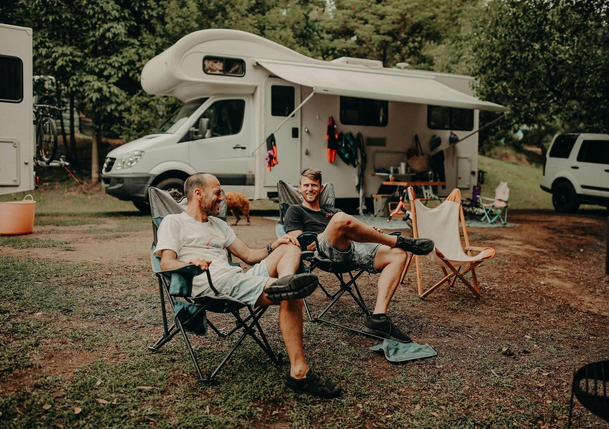 Powered and unpowered sites suitable for tents and campervans/caravans