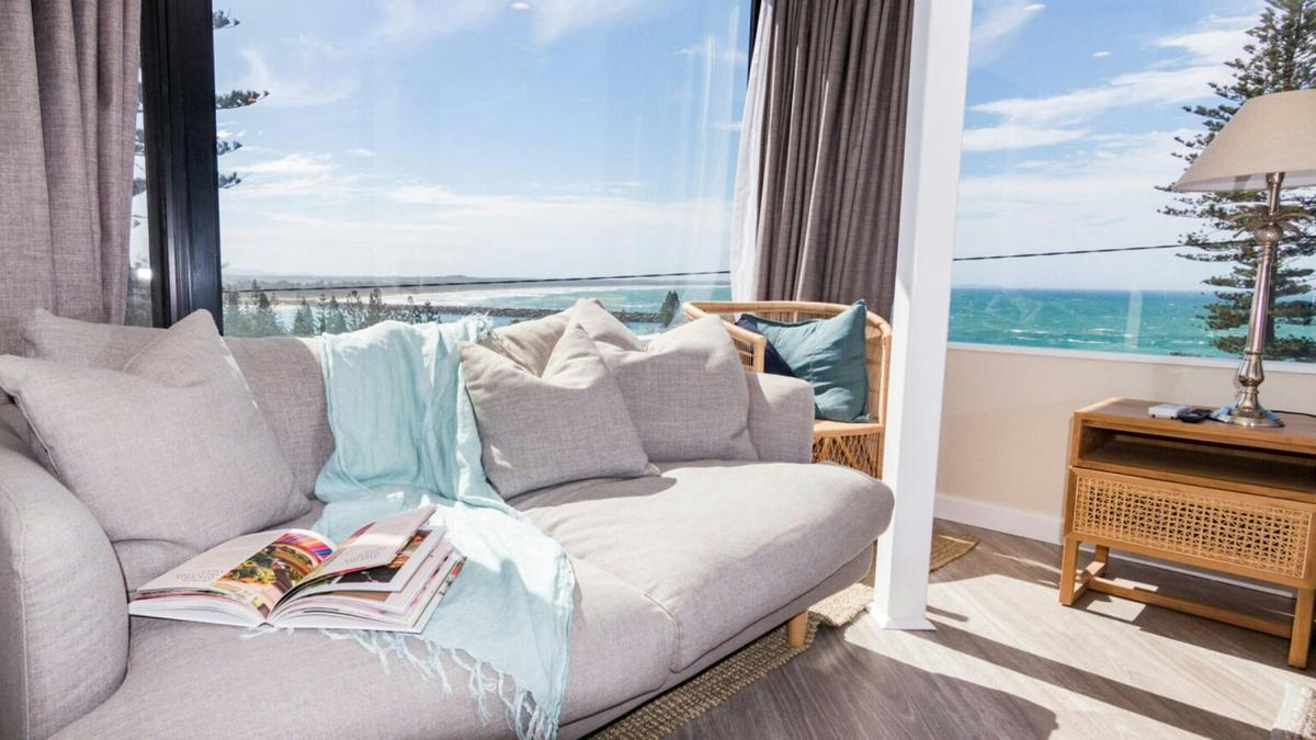 ISPM_Premier Ocean View Suite