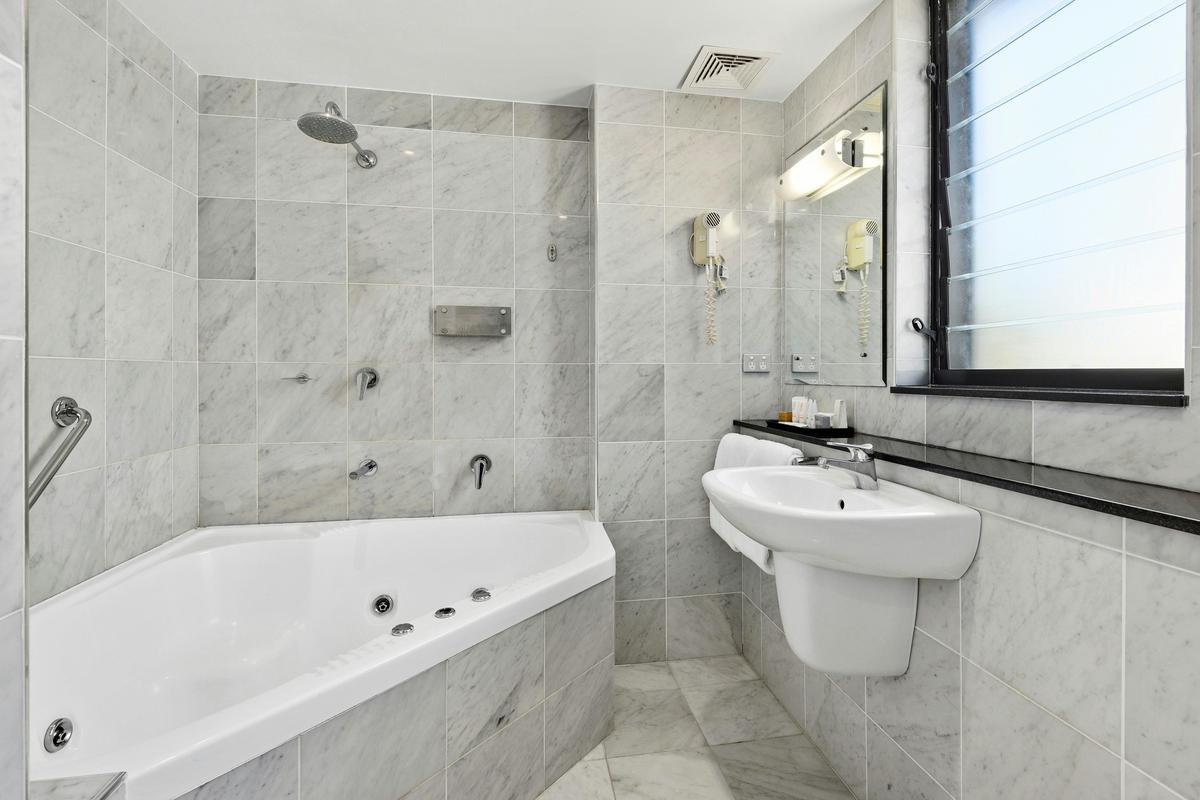 ibis Styles Port Macquarie - Standard Spa Room