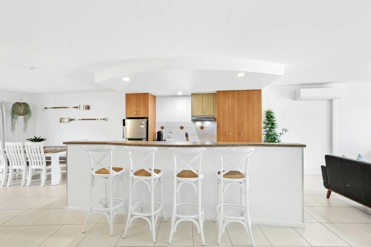 Two Bedroom Oceanic/Seabreeze Apartments