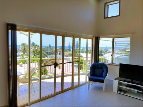 1 BR Seaview Balcony