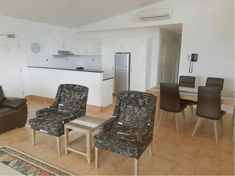2 BR Seaview Spa Dining Kitchen