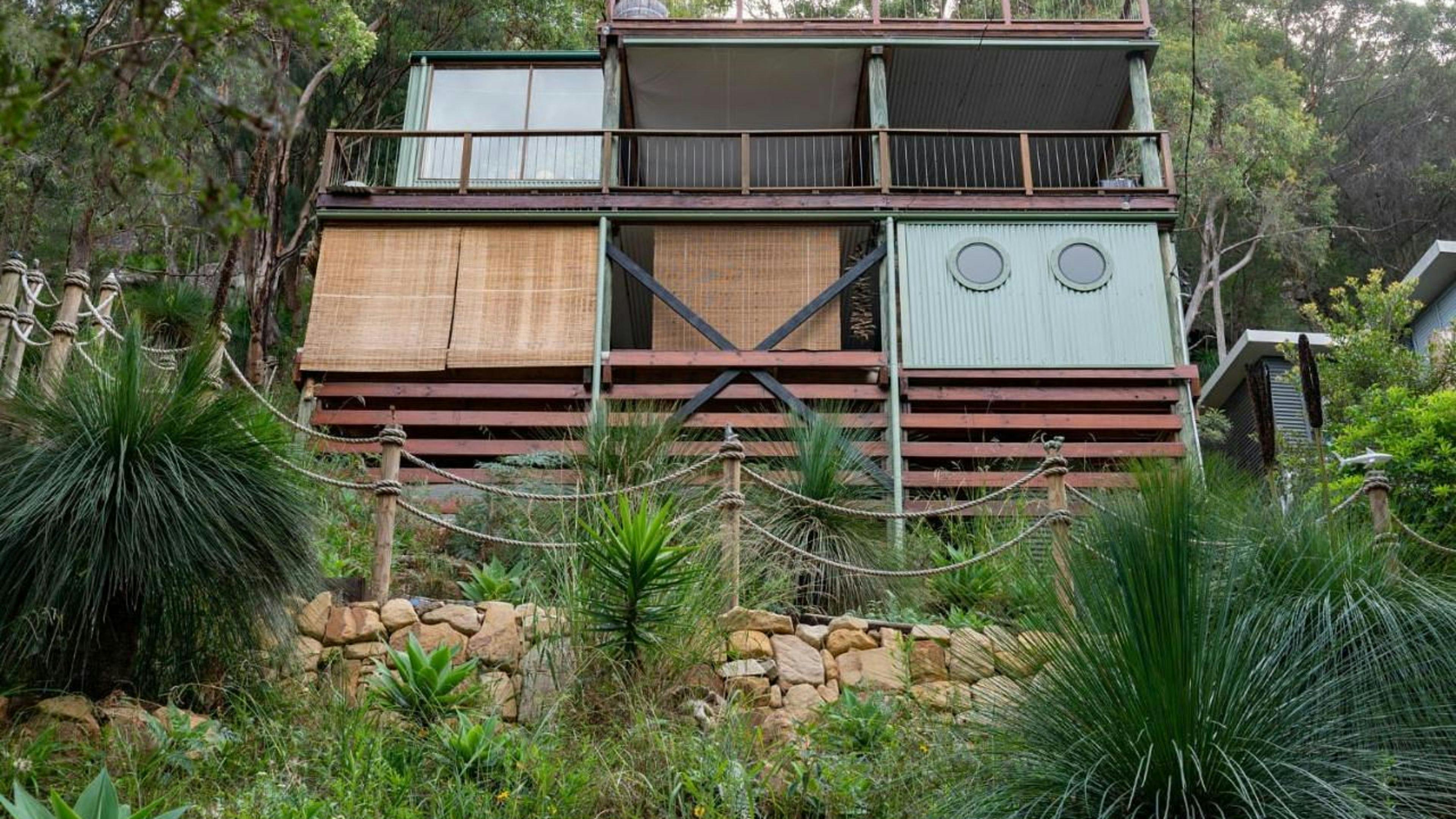 Kalighat River House 