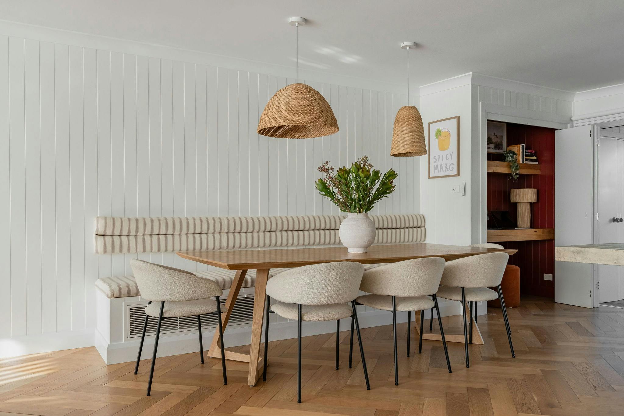 Indio Huskisson - styling dining for up to 8 guests