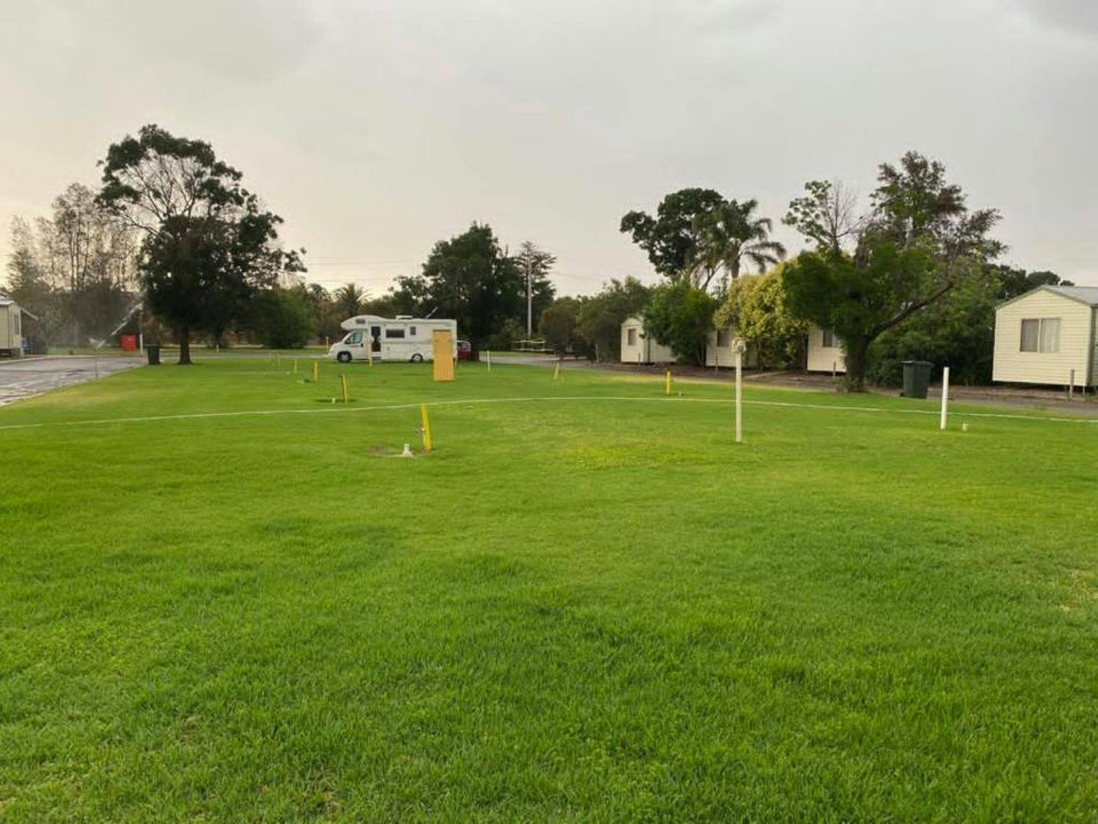 Powered & unpowered sites