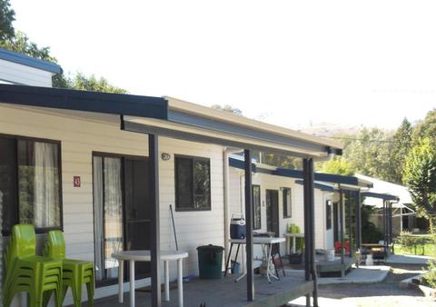 Hume Park Tourist Resort