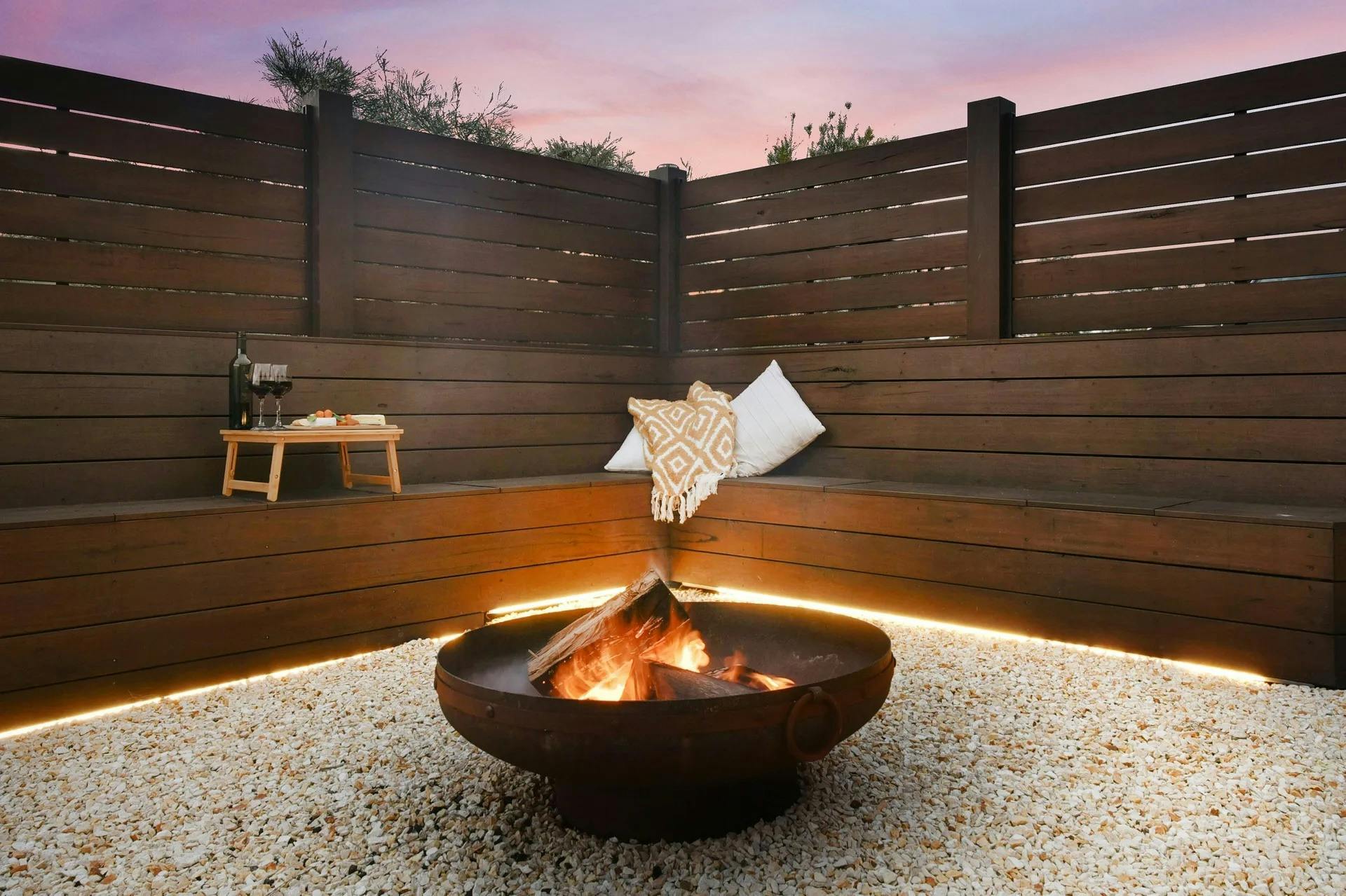 Seasonal fire pit