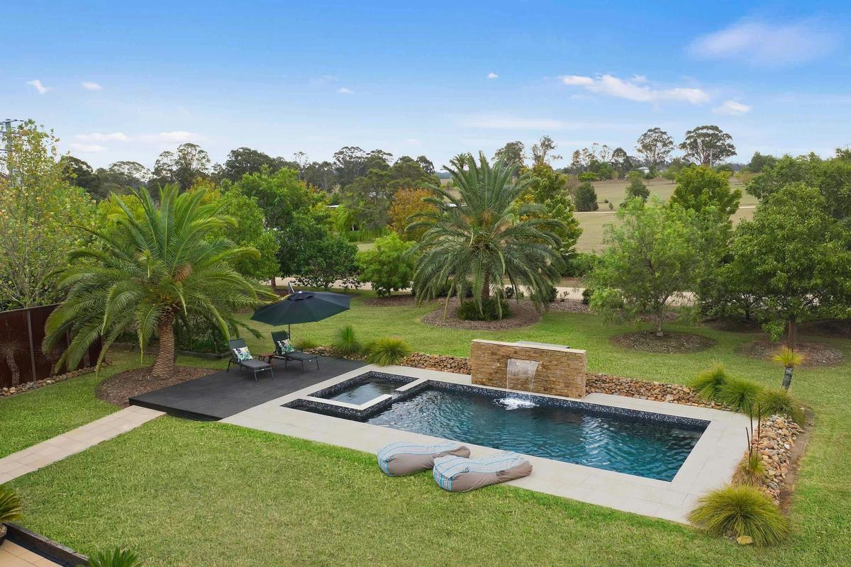 Lilies Luxury Retreats