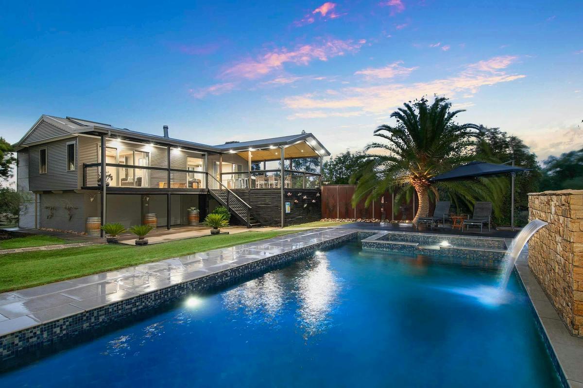 Lilies Luxury Retreats