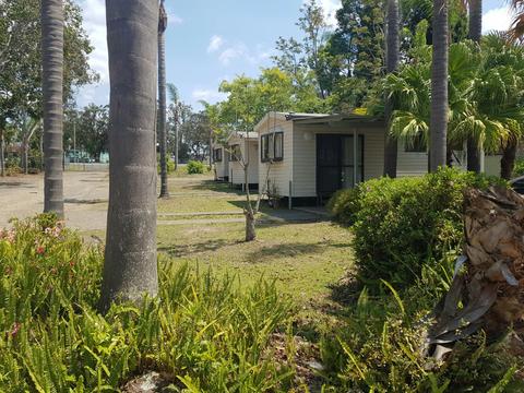 Kempsey Tourist Village