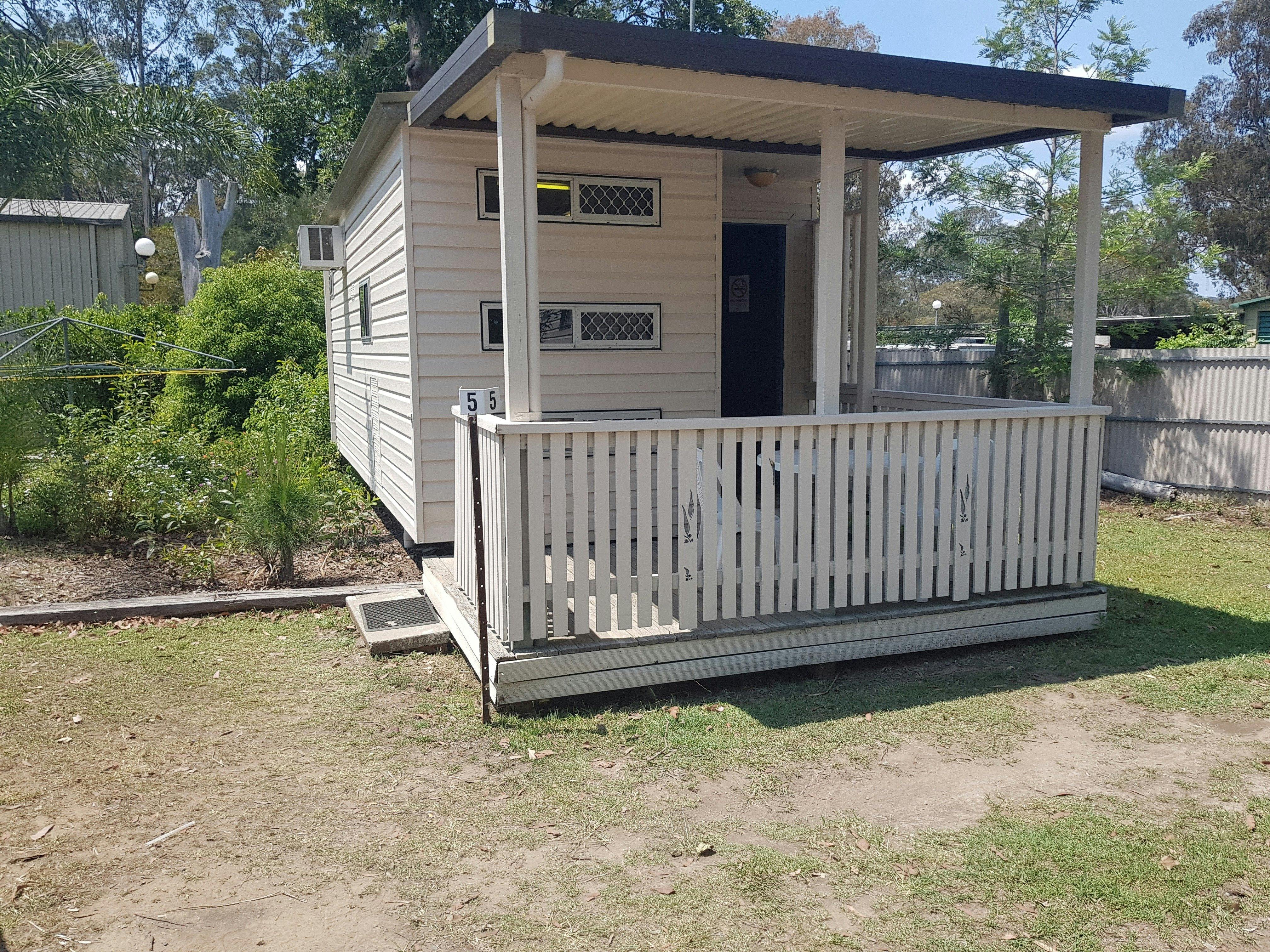 Kempsey Tourist Village