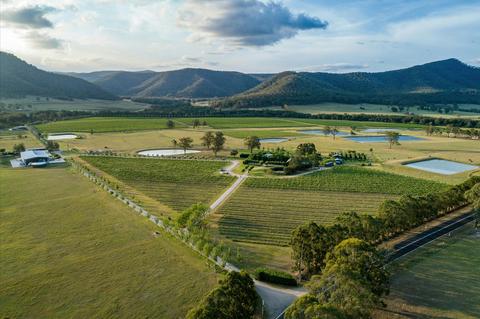 Krinklewood Vineyard Farm Stay