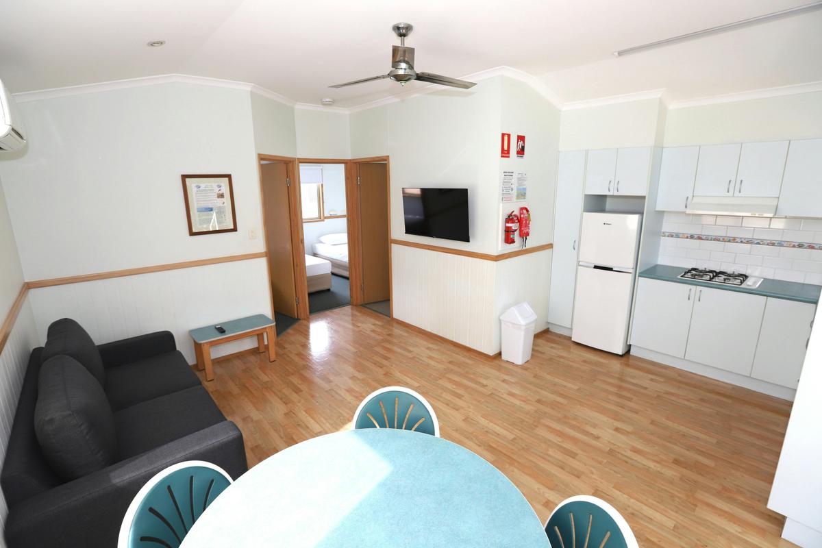 Lakeside Cabin - living area