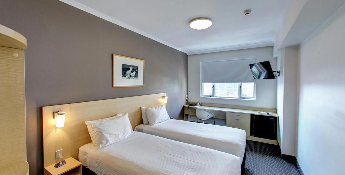 Twin Room ibis