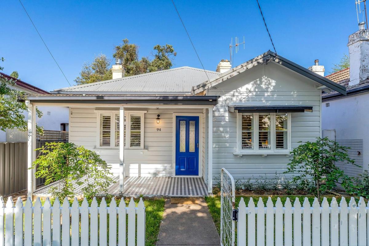 Front of Johnno's Cottage