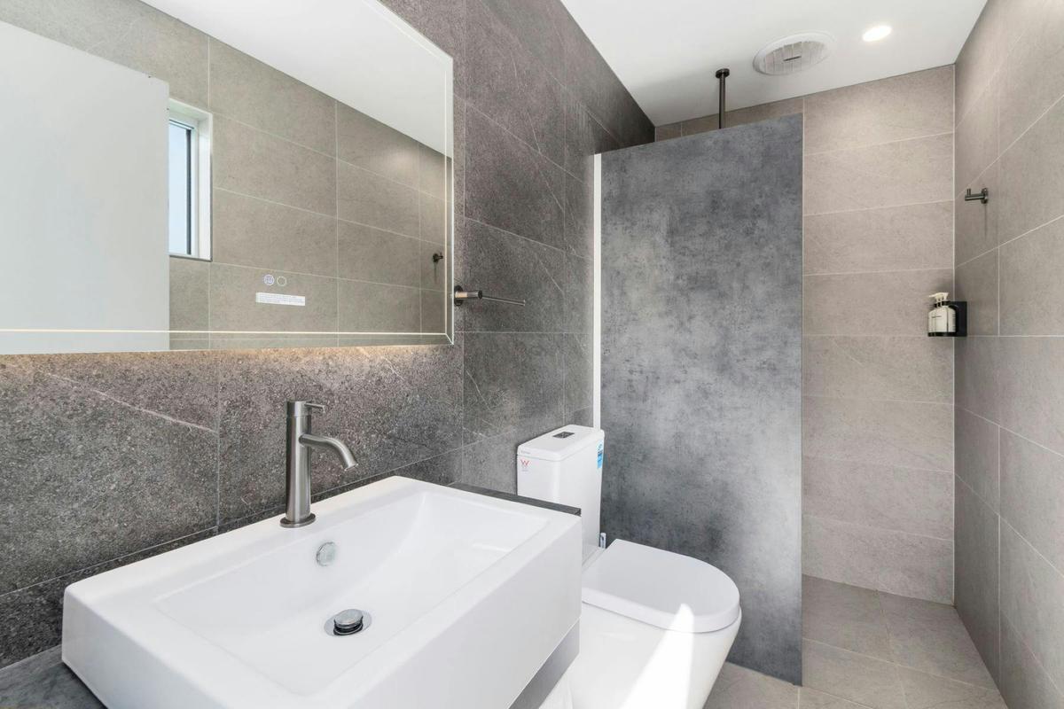 Premium Ensuite Site Bathroom