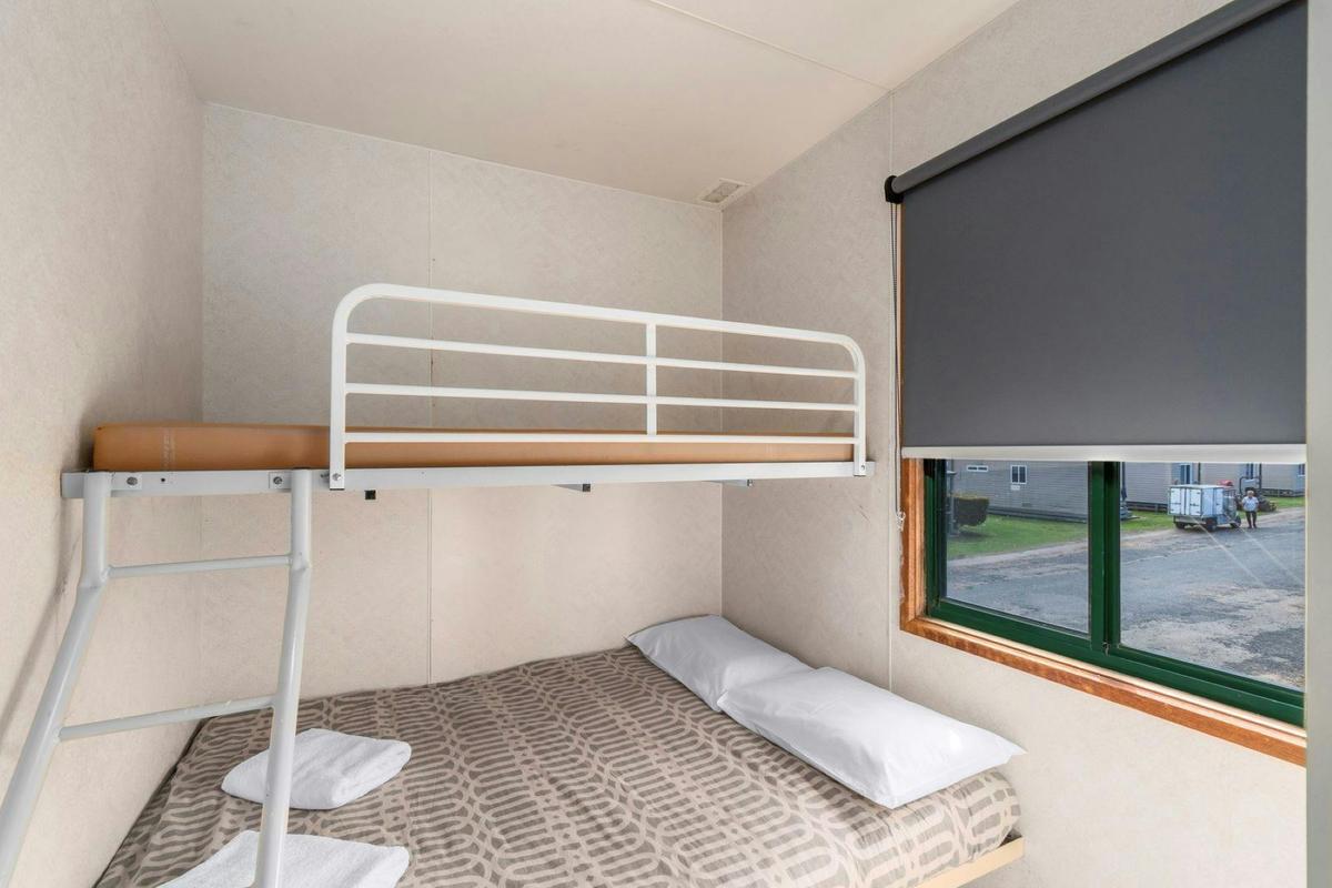 2 Bedroom Beachfront Cabin Bedroom