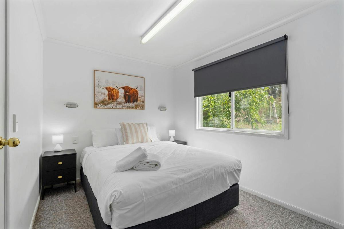 Budget Cabin Bedroom