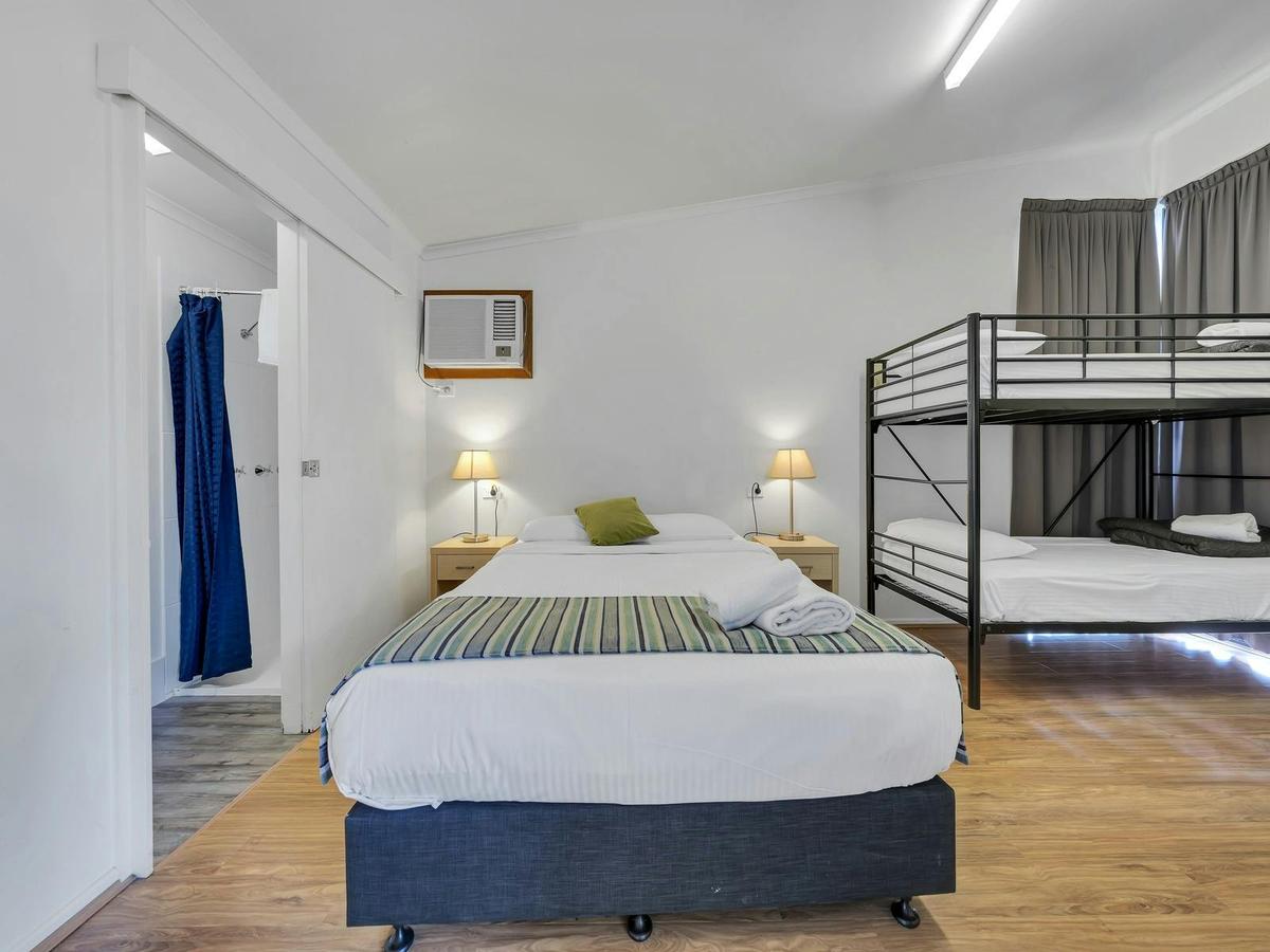 Ingenia Holidays Avina Olympic Cabin