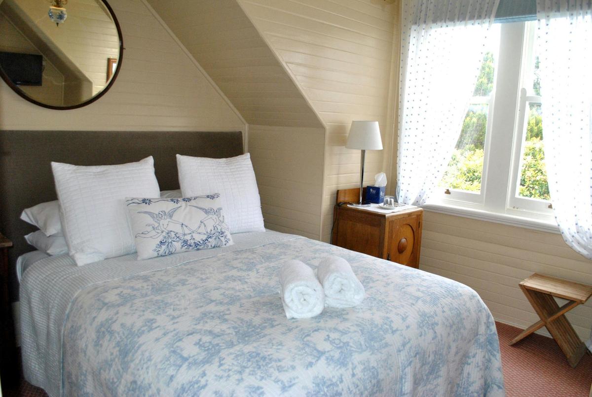 The Bluebell en suite