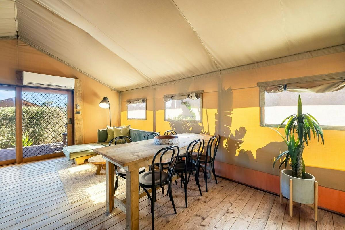 Luxury Family Tent Dining