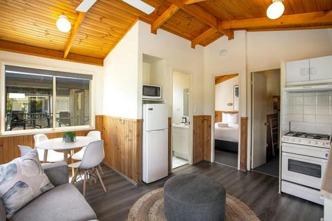 2 Bedroom Budget Cabin