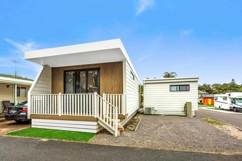 2 Bedroom Deluxe Cabin