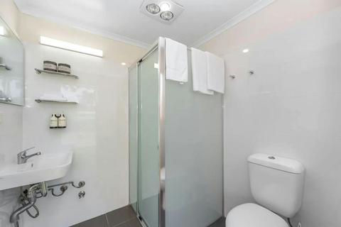 Ensuite Slab Site Bathroom