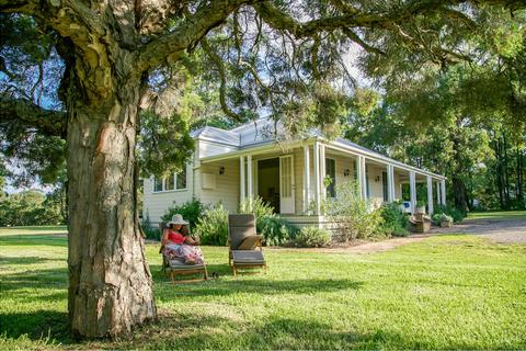 Lillians on Lovedale