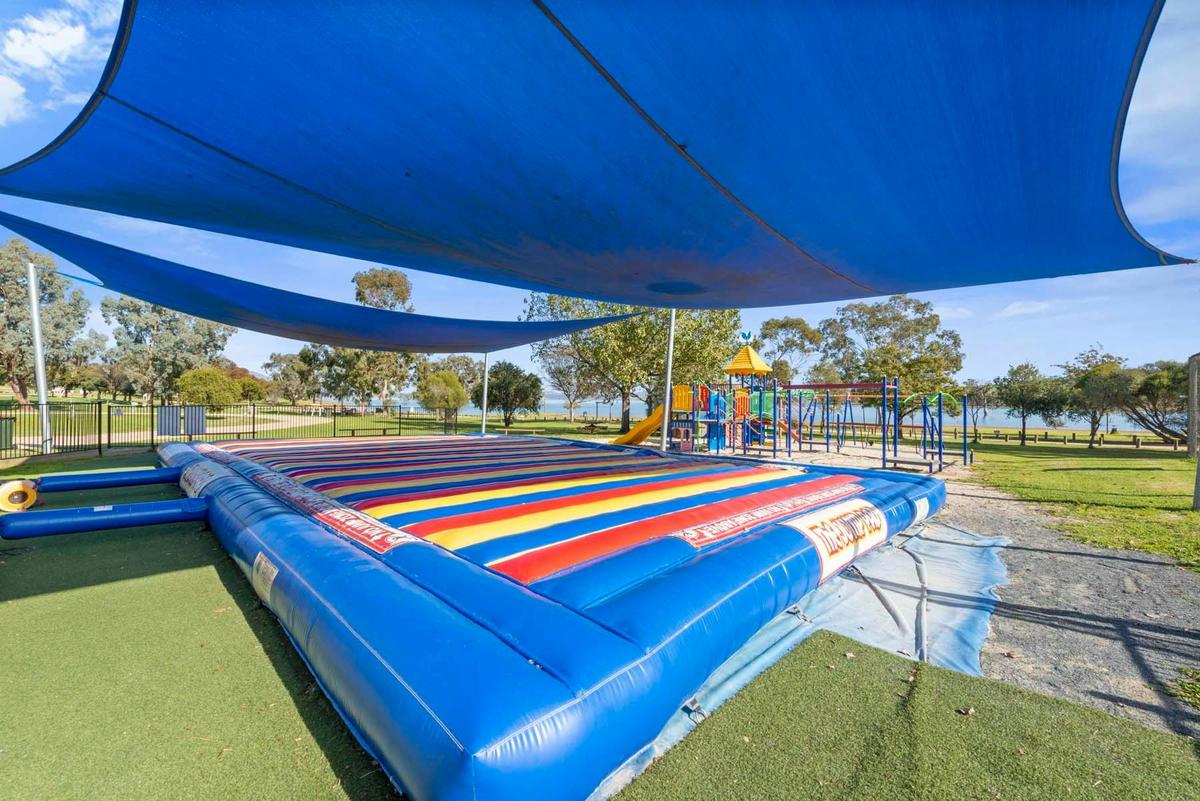 Jumping Pillow