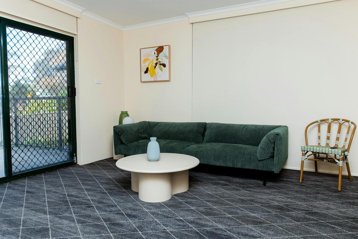 Lounge room apartment