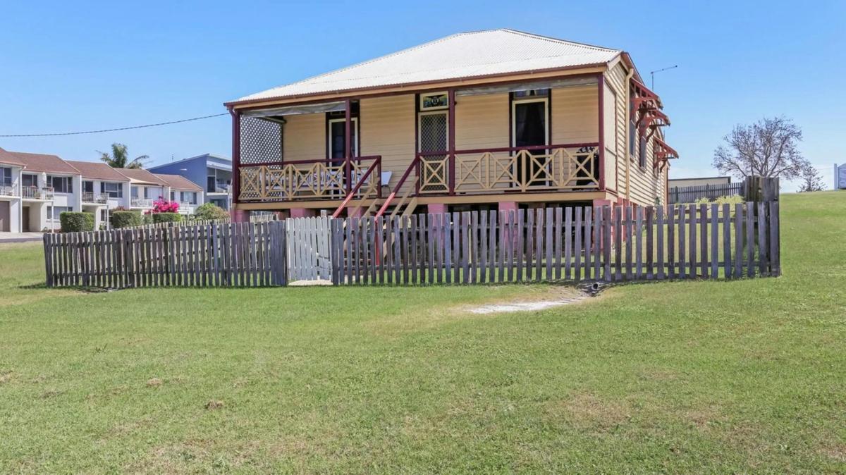 Take a stunning step back in time with a stay in this heritage-listed cottage.