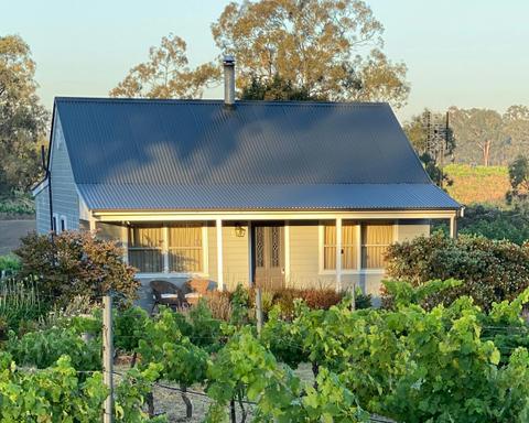 McCaffrey's Estate - Self Contained Cottages