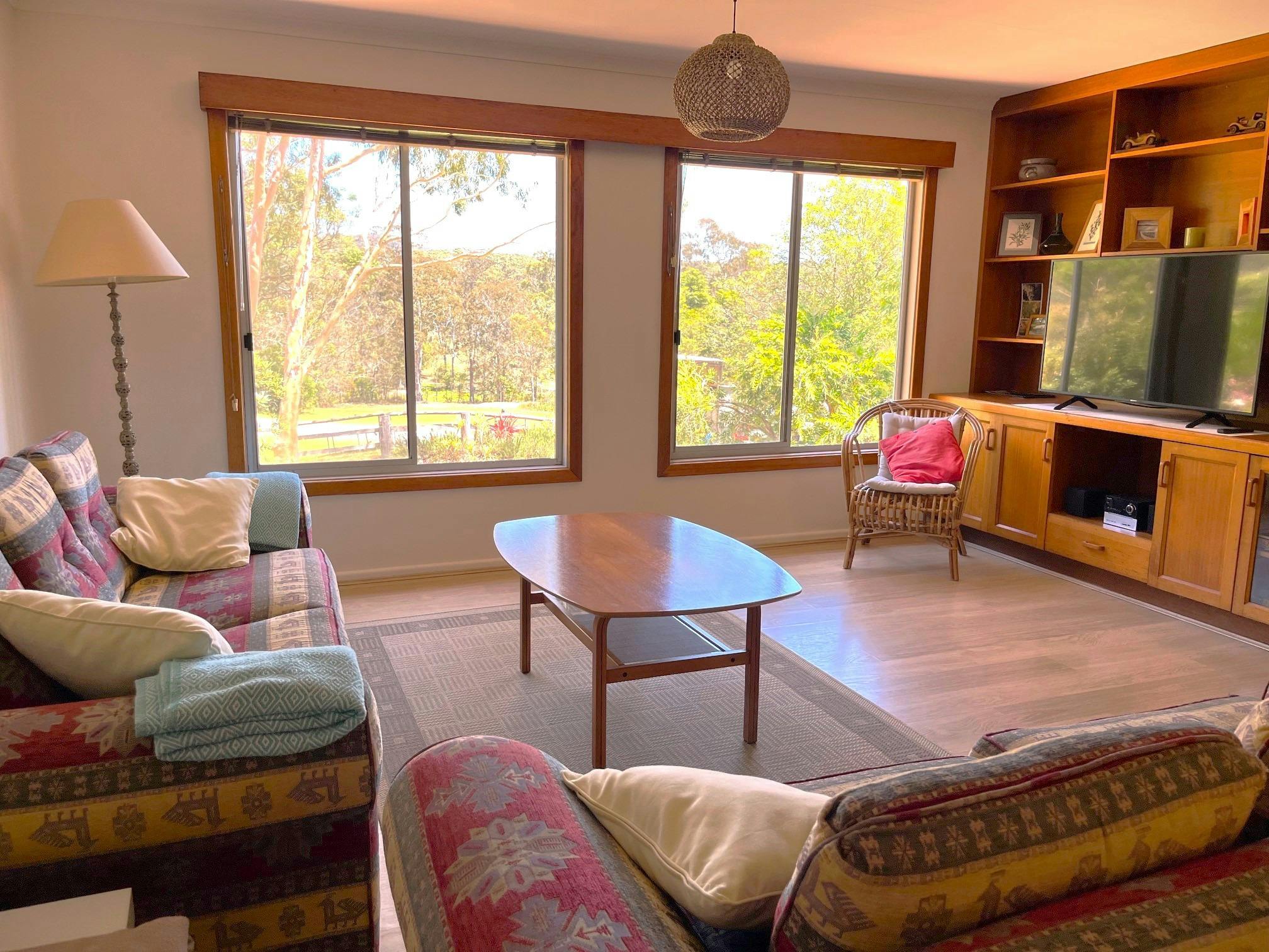 loung room with country views