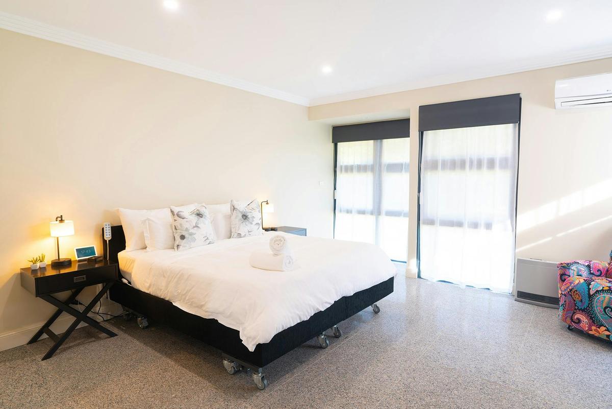 Suite 4 - Accessible