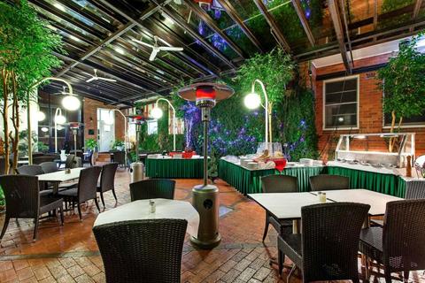 Mercure Monte Pio Hotel and Conference Centre