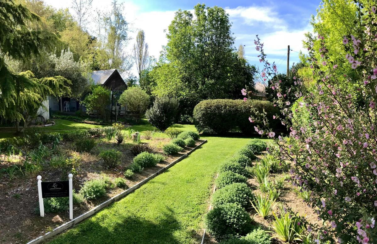 Cottage Garden