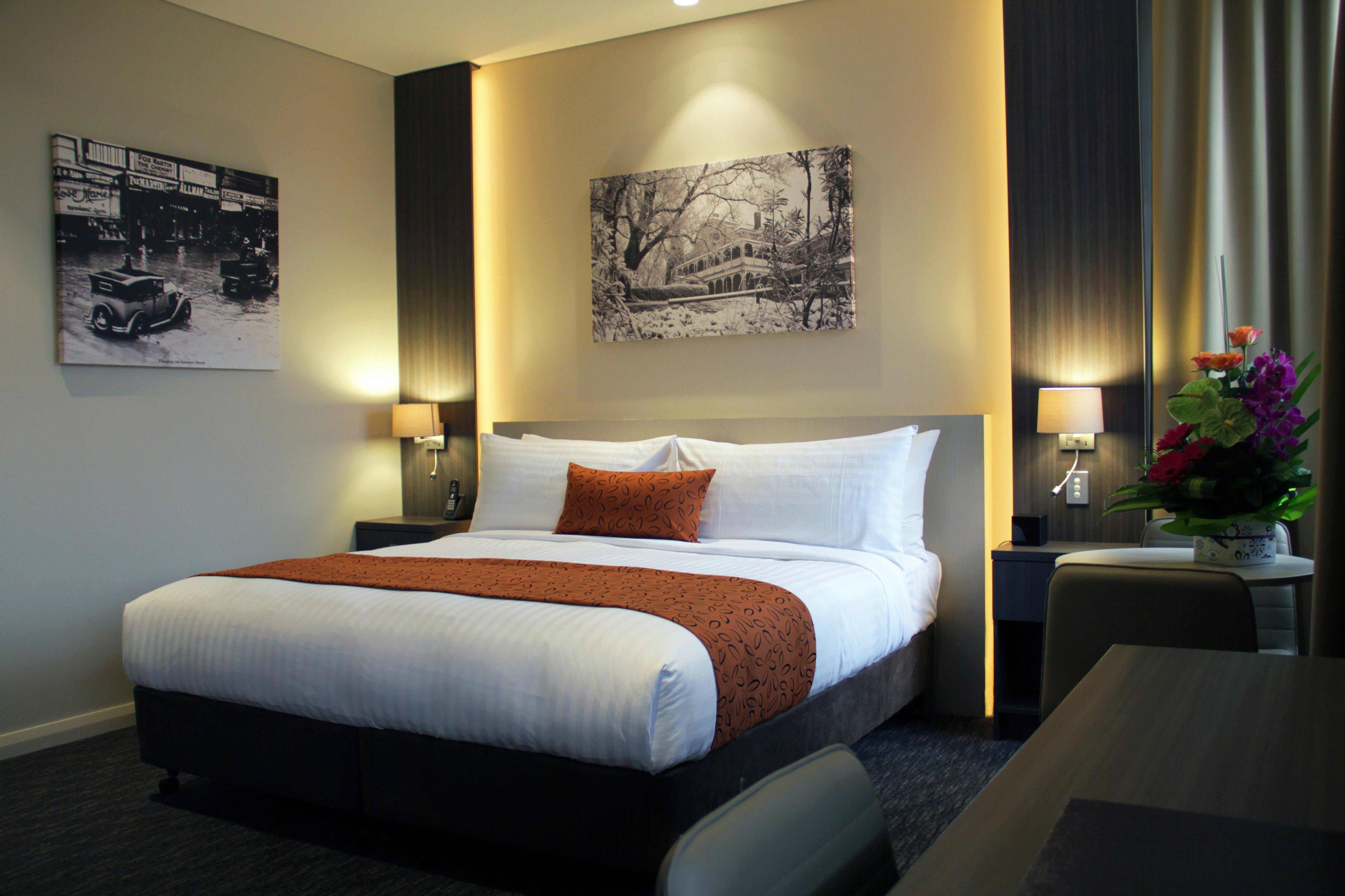 Mercure Orange Queen