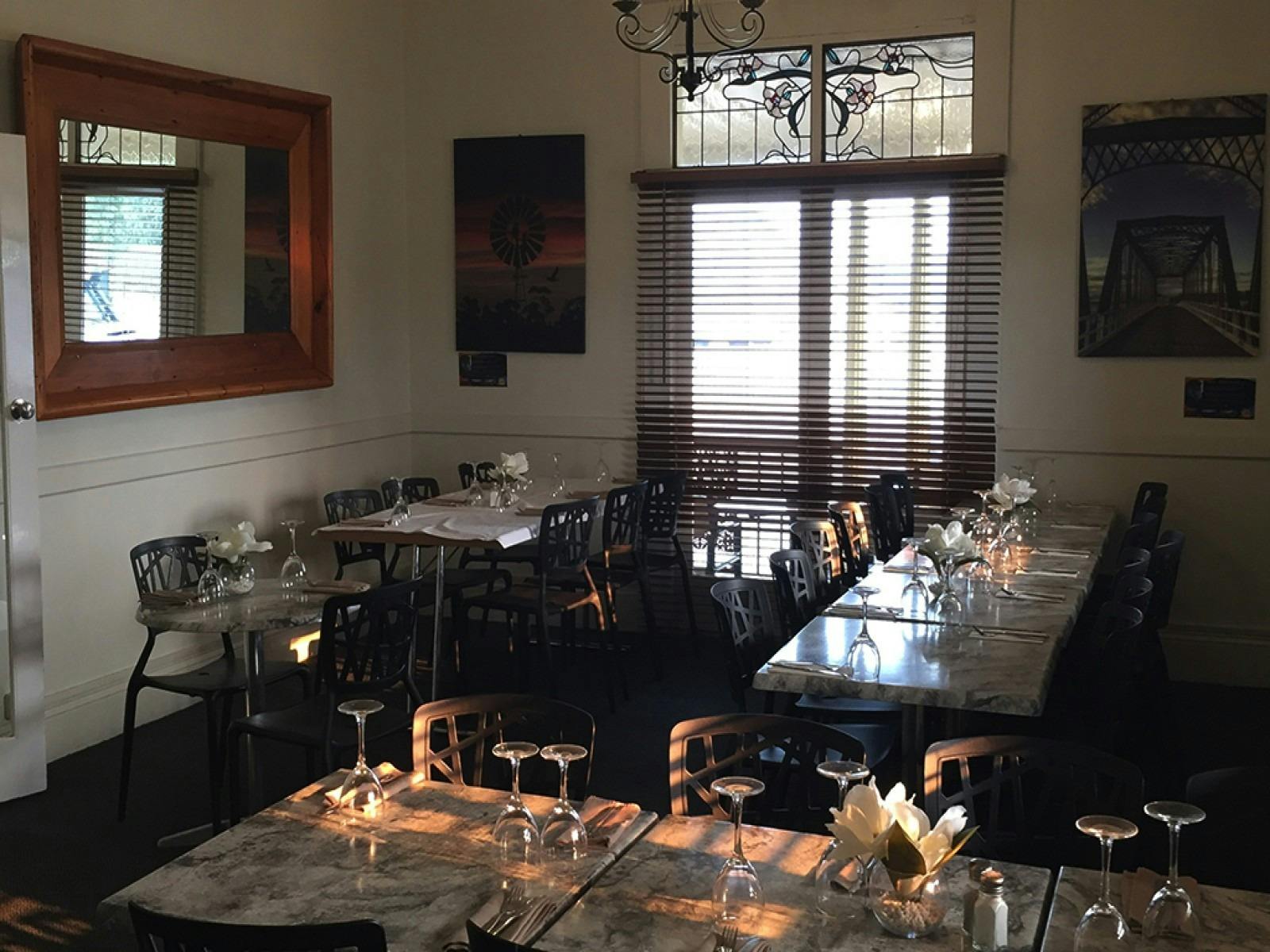 Lochinvar Hotel Motel