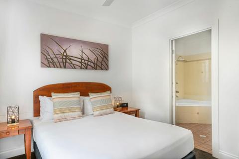 Bedroom - 2 Bedroom Apartment Leisure Inn Pokolbin