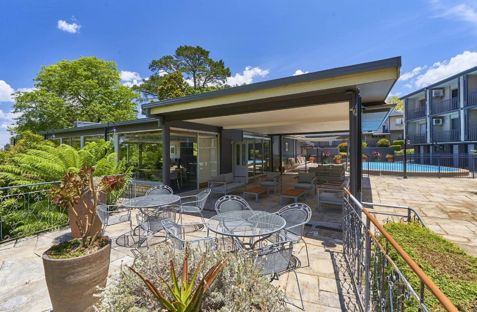 Olive Tree Breakfast Lounge and Pool Area