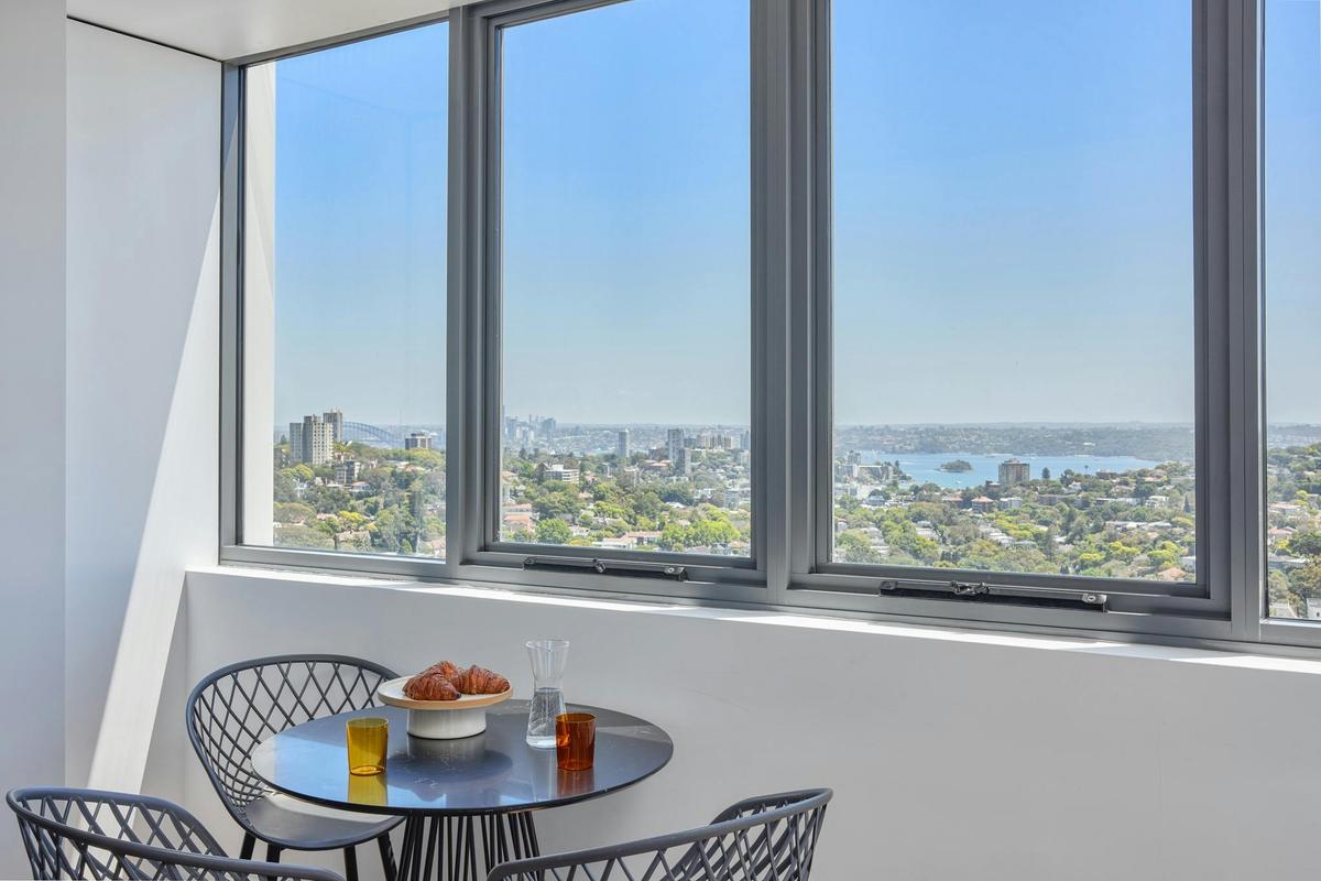 Meriton Suites Bondi Junction